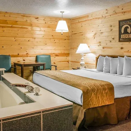 Cabins Of Mackinac & Lodge Mackinaw Stadt Exterior foto
