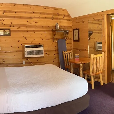 Cabins Of Mackinac & Lodge Mackinaw Stadt Exterior foto