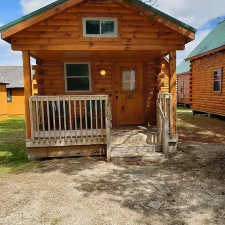 Cabins Of Mackinac & Lodge Mackinaw Stadt Exterior foto